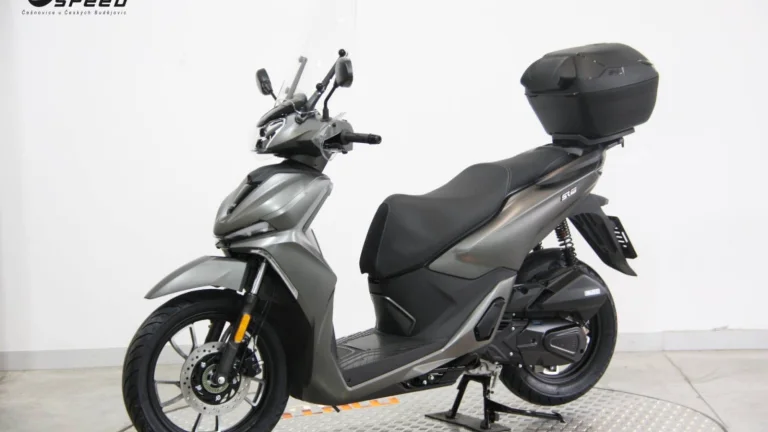 Voge SR 125 SR16 | Nový skútr