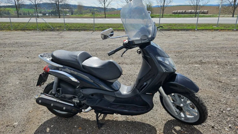 Piaggio Beverly 400 , HEZKÝ STAV CZ DOKLADY