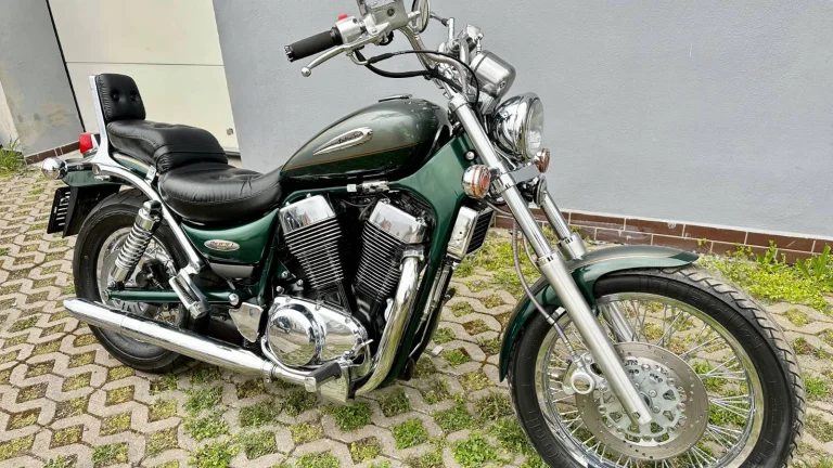 Suzuki VS 1400 Intruder super stav