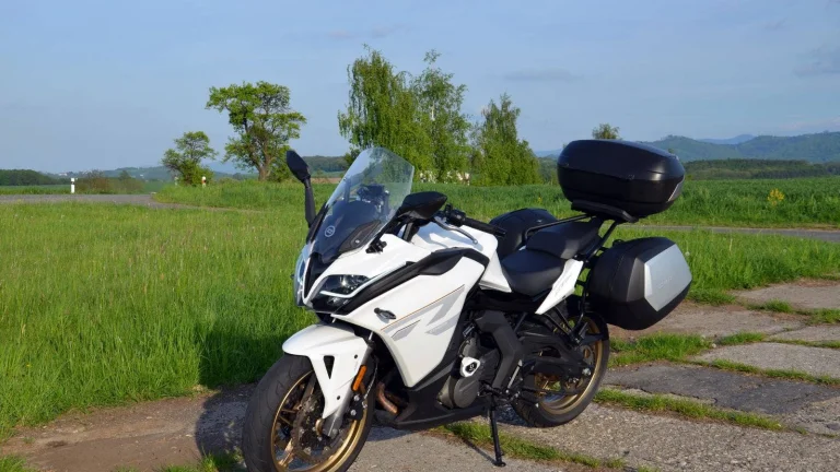 CFMOTO 650 GT
