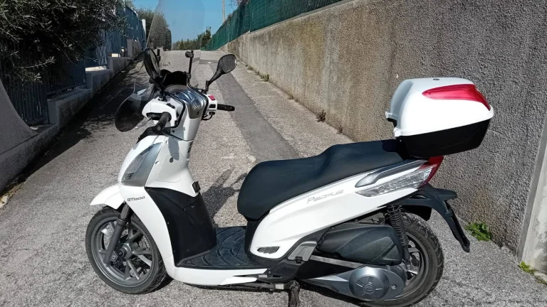 Kymco People GT 300i (2016) kufr, plexi