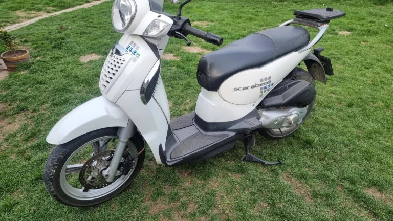 Aprilia Scarabeo 200 Light