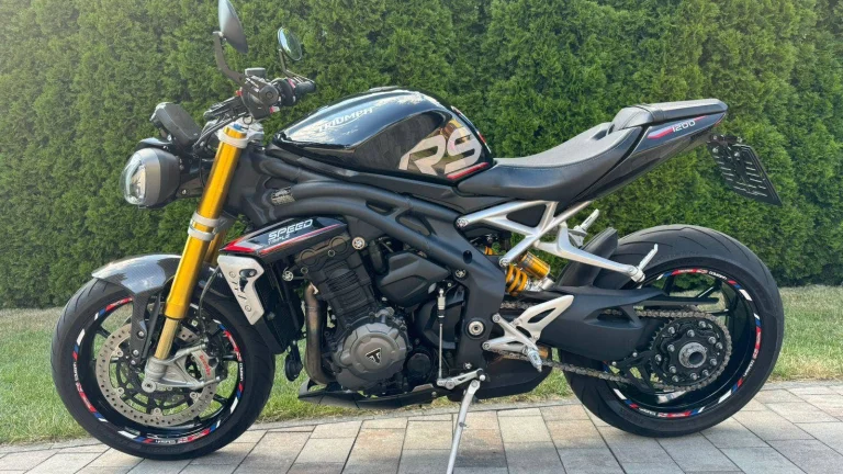 Triumph Speed Triple 1200 RS
