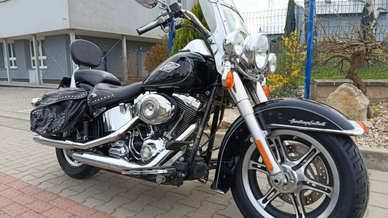 Harley-Davidson FLSTC Heritage Softail Classic
