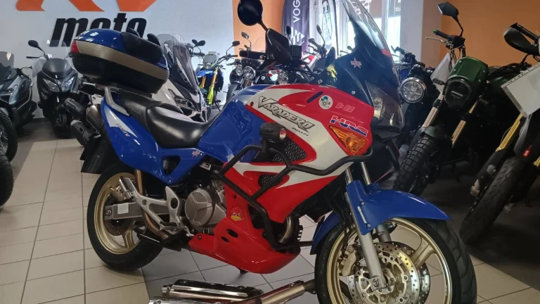 Honda XL 1000 V Varadero HRC LUXUSNÍ STAV+SERVIS