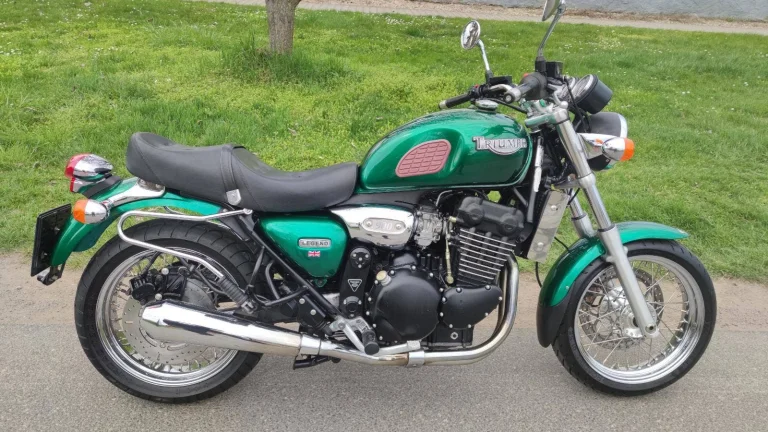 Triumph Legend TT