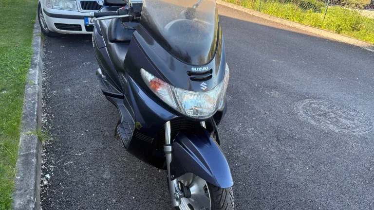 Suzuki Burgman 250