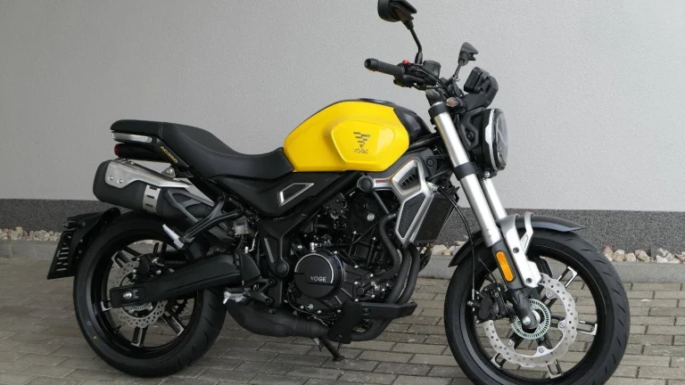 Voge 350 AC ABS Yellow ( odpočet DPH ), 4letá záruka | Nový motocykl