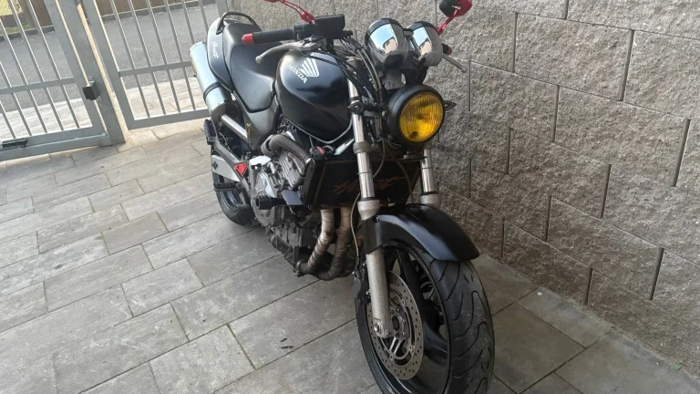 Honda CB 600 F Hornet