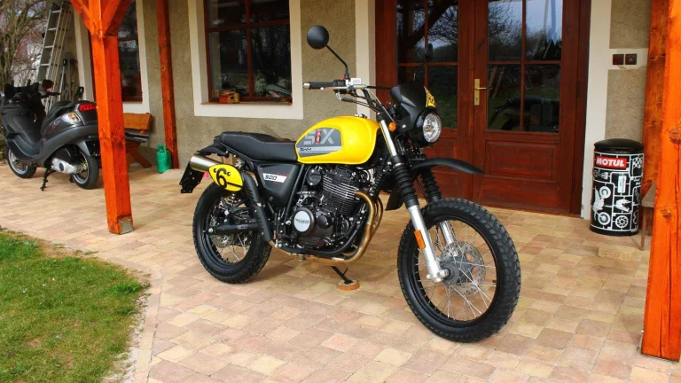 SWM Six Days 440 | Nový motocykl