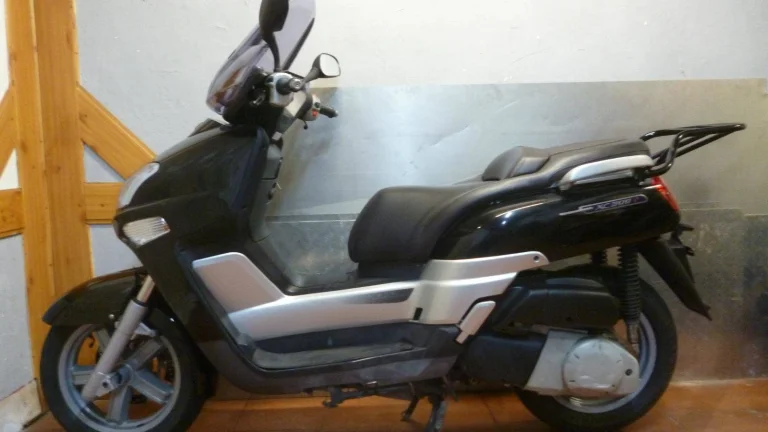 Yamaha Versity 300