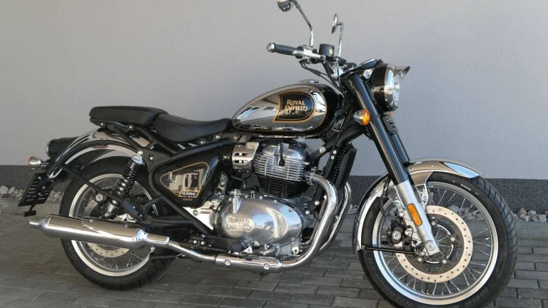 Royal Enfield Classic 650 Black Chrome ( odpočet DPH ) NOVINKA | Nový motocykl
