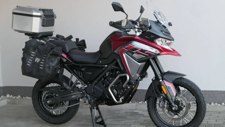 Voge 650DSX