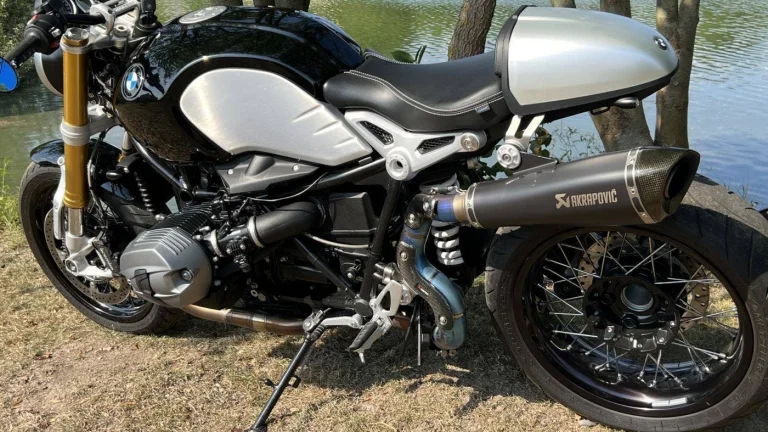 BMW R nineT