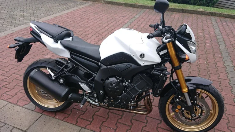 Yamaha FZ 8 N