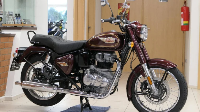 Royal Enfield Bullet 350 Standart Maroon ( odpočet DPH ) | Nový motocykl