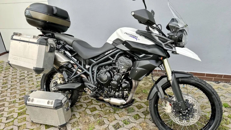 Triumph Tiger 800 XC výbava -3x kufr
