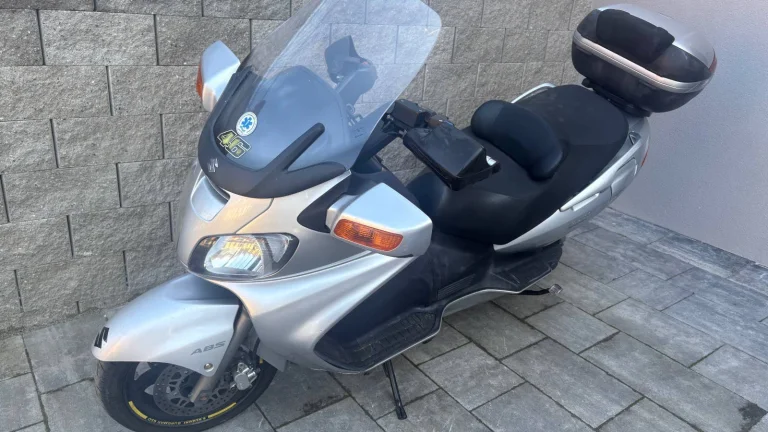 Suzuki Burgman 650 Executive