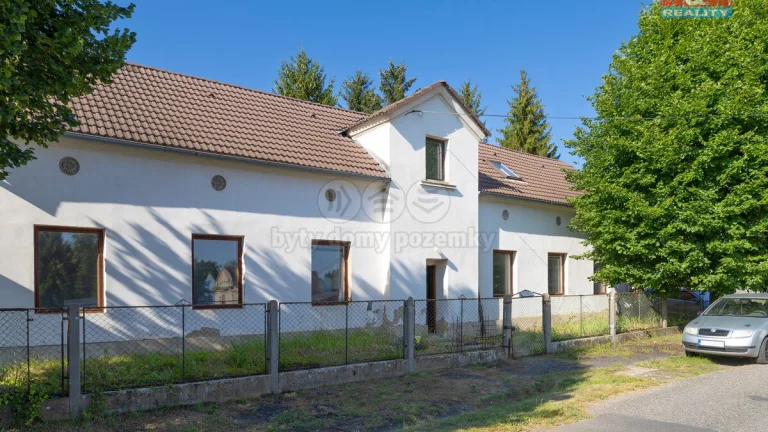 Prodej rodinného domu, 200 m², Vlastislav