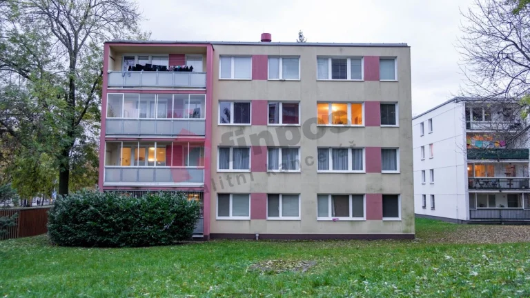 Pronájem bytu 3+1, 60m2, Ulice Bohušovická, Praha - Prosek