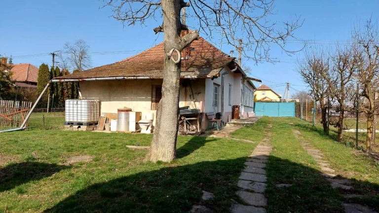 Na predaj rodinný dom/výmena za byt v LV, Dolný Pial