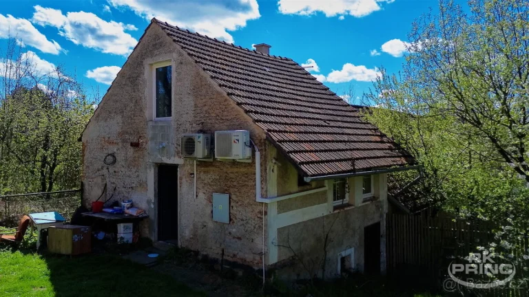 Prodej rodinný dům na pozemku 2.960, Mančice u Rašovic, Uhlí