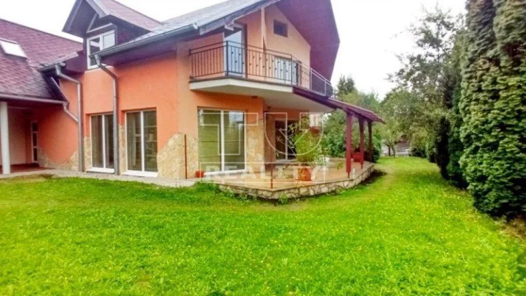 TUreality ponúka na predaj exkluzívny Rodinný dom vo...