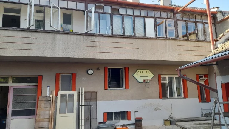 Brno - Židenice dům 3 bytové jednotky se zahradou 860 m2