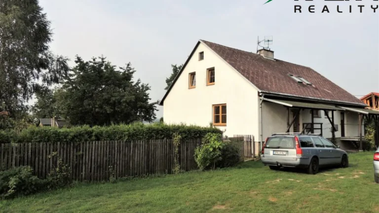 Pronájem bytu 2+1 v RD v blízkosti Stříbra -...