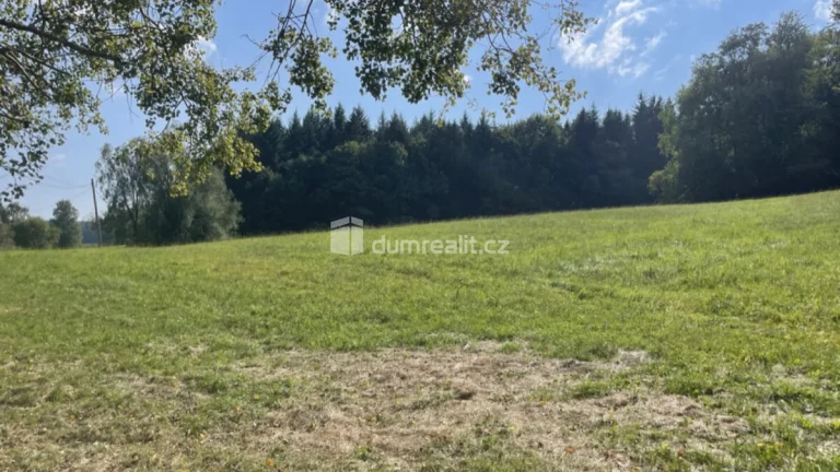 Prodej stavebního pozemku 7125m2