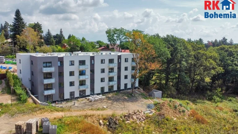 Prodej novostavby bytu 2+kk s balkónem, parkovacím stáním a