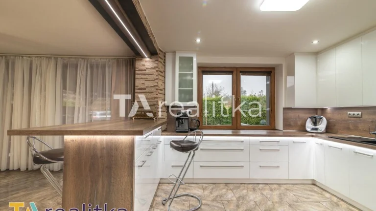 Prodej dům Rodinný, 254㎡ Dětmarovice 73571