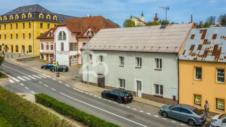 Prodej multifunkčního rodinného domu v obci Kosmonosy