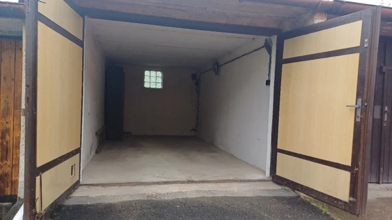 Pronajmu garáž v Bílině PP1 ul.Bořeňská