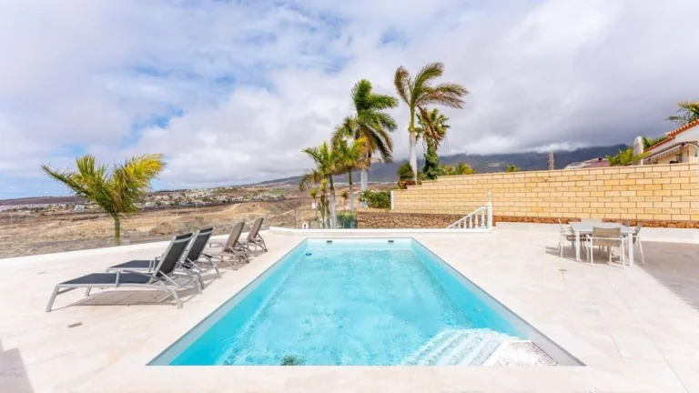 Luxusní vila na prodej v Costa Adeje, Tenerife