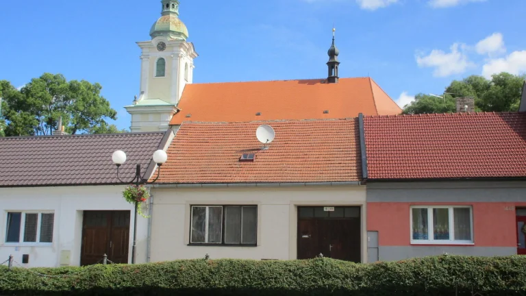 Prodej rodinného domu v centru Bzence