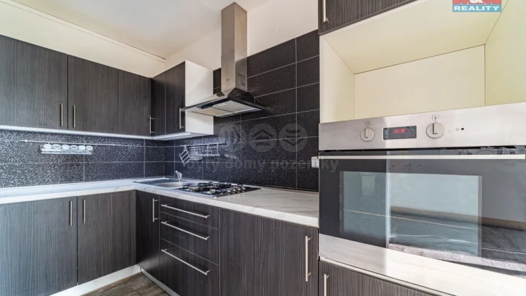 Prodej bytu 2+1, 57 m², Sokolov, ul. Marie Majerové