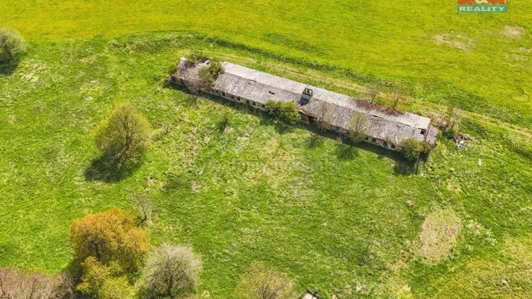 Prodej zemědělského objektu v Bezvěrově u Teplé, okres Cheb