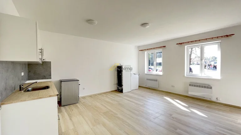 Pronájem bytu 1+kk, Tržní, Kaplice