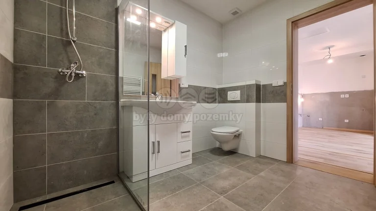 Prodej rodinného domu, 56 m², Křenov