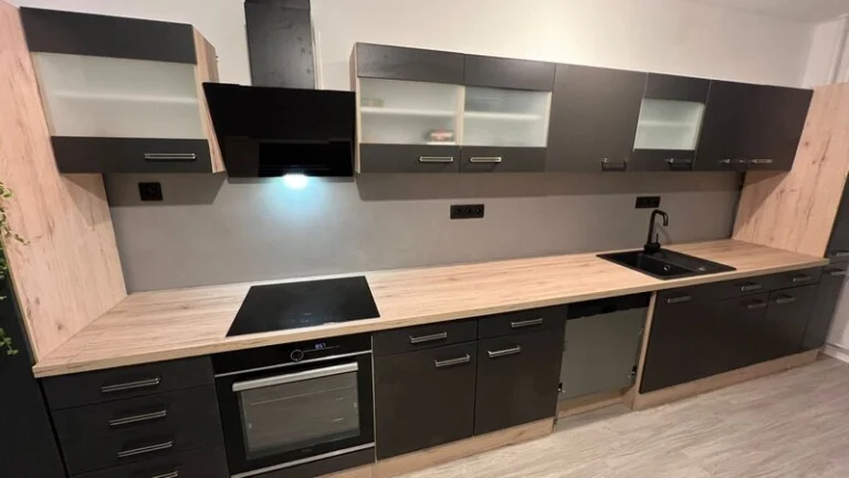 Prodej nově zrekonstruovaného bytu 4kk s lodžií, Klíše