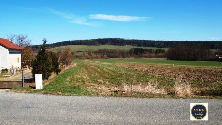 Prodej stavebního pozemku 744 m2 v Srbech nad Úslavou