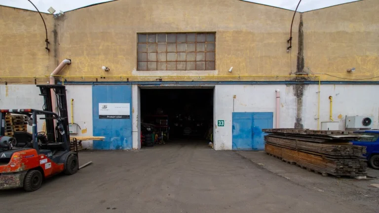 Pronájem výrobní skladové haly 410 m2 v Brandýse nad Labem