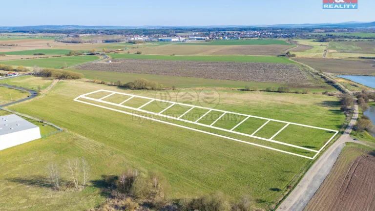 Prodej pozemku k bydlení, 12377 m², Úherce