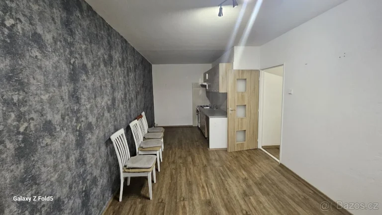 Pronájem bytu 2+kk v ulici Šeříková v Mostě