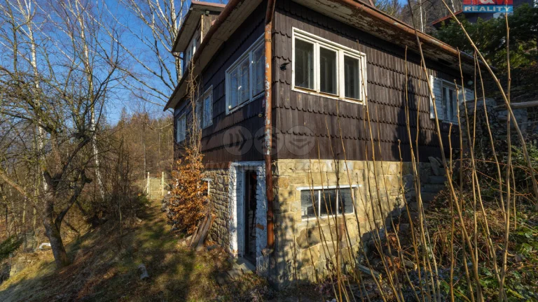 Prodej chaty, 70 m², Krásná