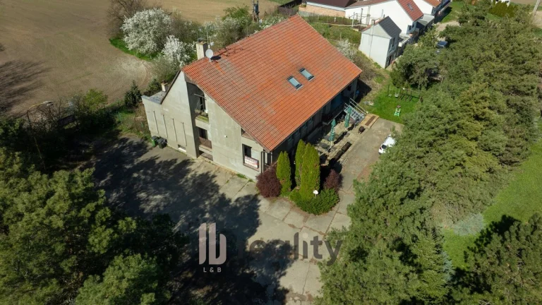 Prodej restaurace, 300 m2 - Moravská Nová Ves, ev.č. 00024