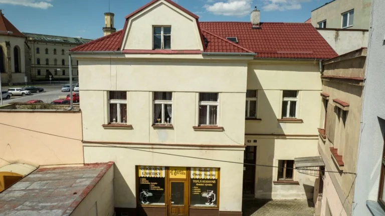 Prodej, komerční objekt, pozemek 645 m2, Mladá Boleslav, ul.