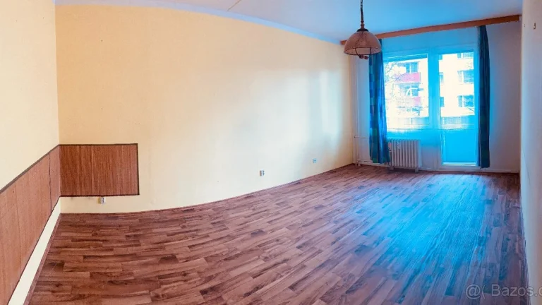 Prodej bytu 2+1 v Hradci Králové, Sekaninova ulice