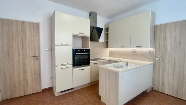 Pronájem bytu 2+kk ve Fryštáku v centru obce